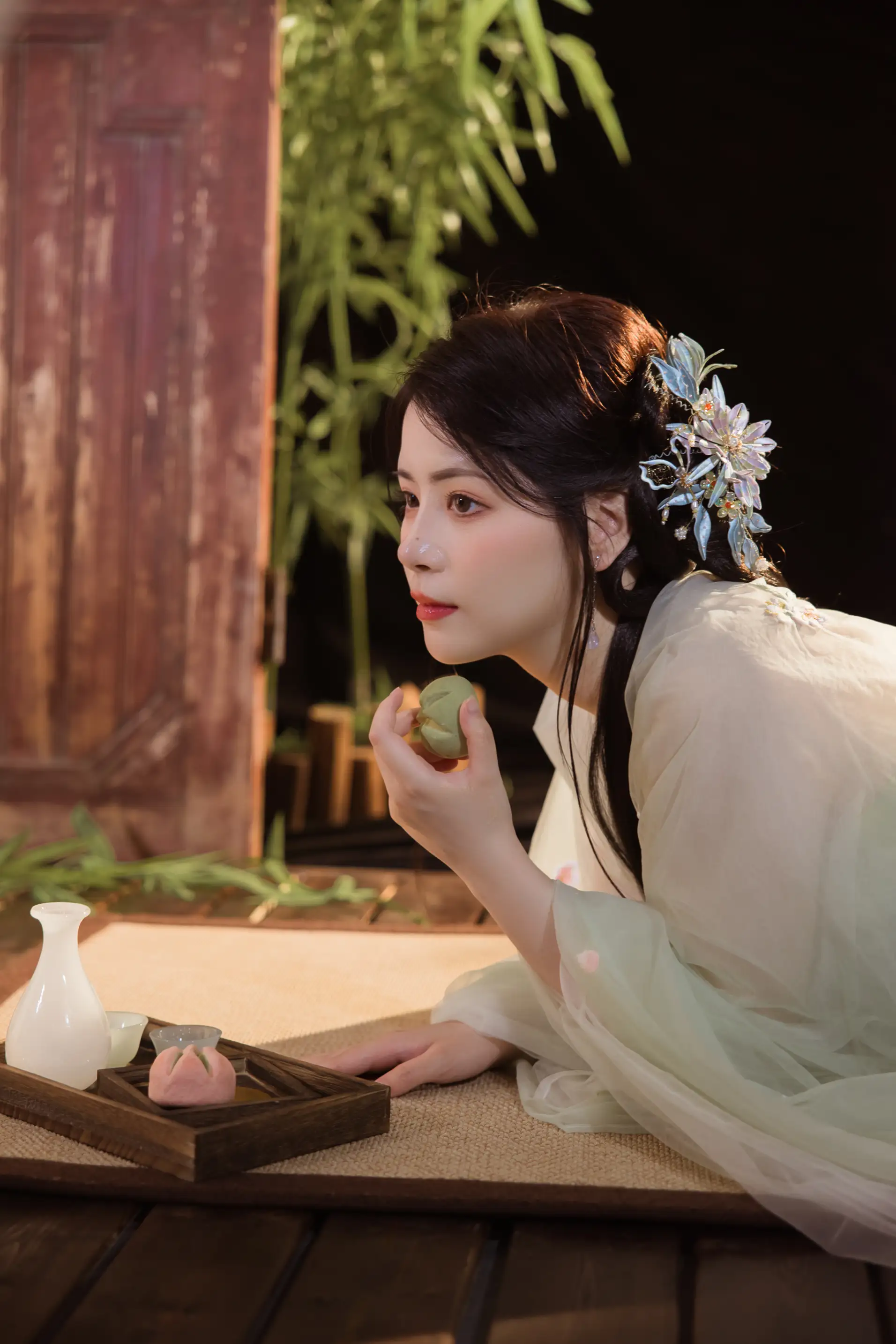 [YITUYU] 2022.08.05 Vol.1632 – Summer Courtyard The young master is not bad__#[22P]-9