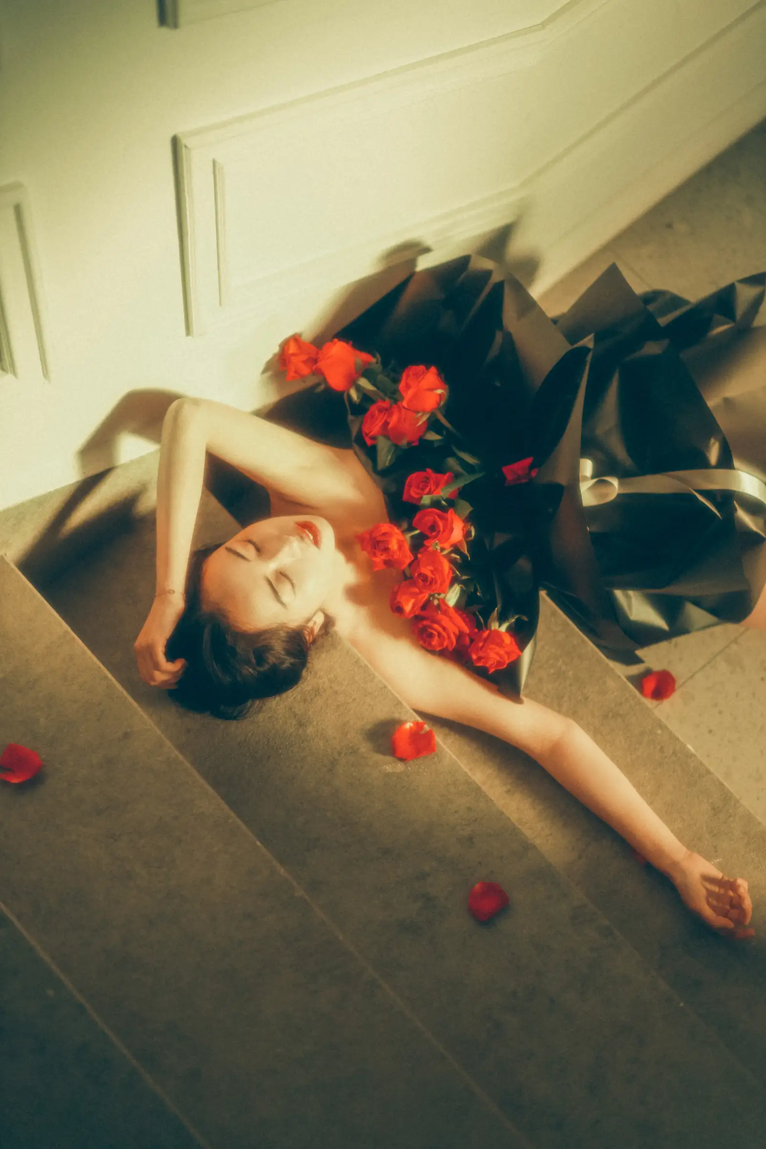 [YITUYU] 2022.08.07 Vol.1644 – Red Rose Xiao Zhu#[34P]-2