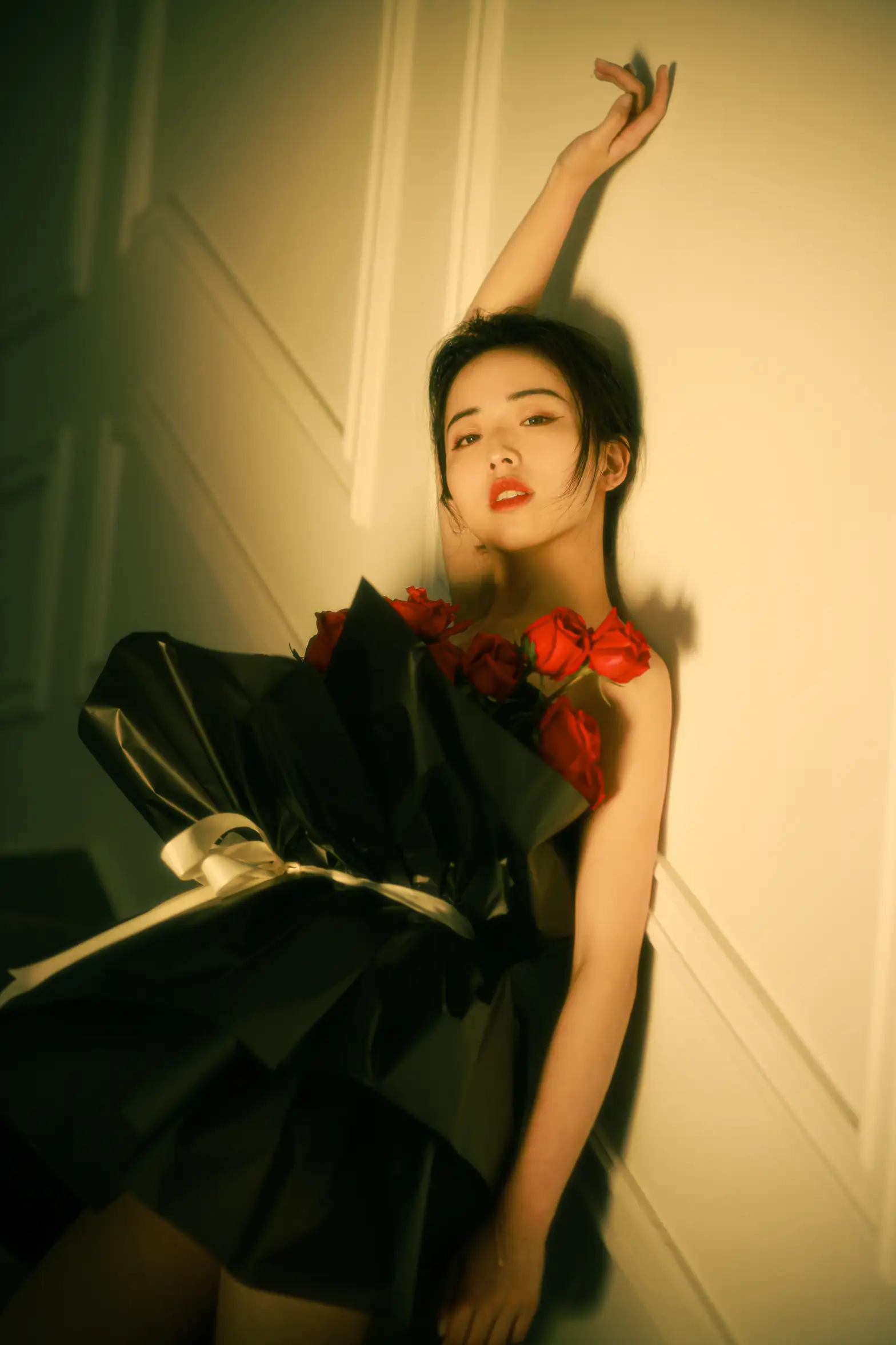 [YITUYU] 2022.08.07 Vol.1644 – Red Rose Xiao Zhu#[34P]-1