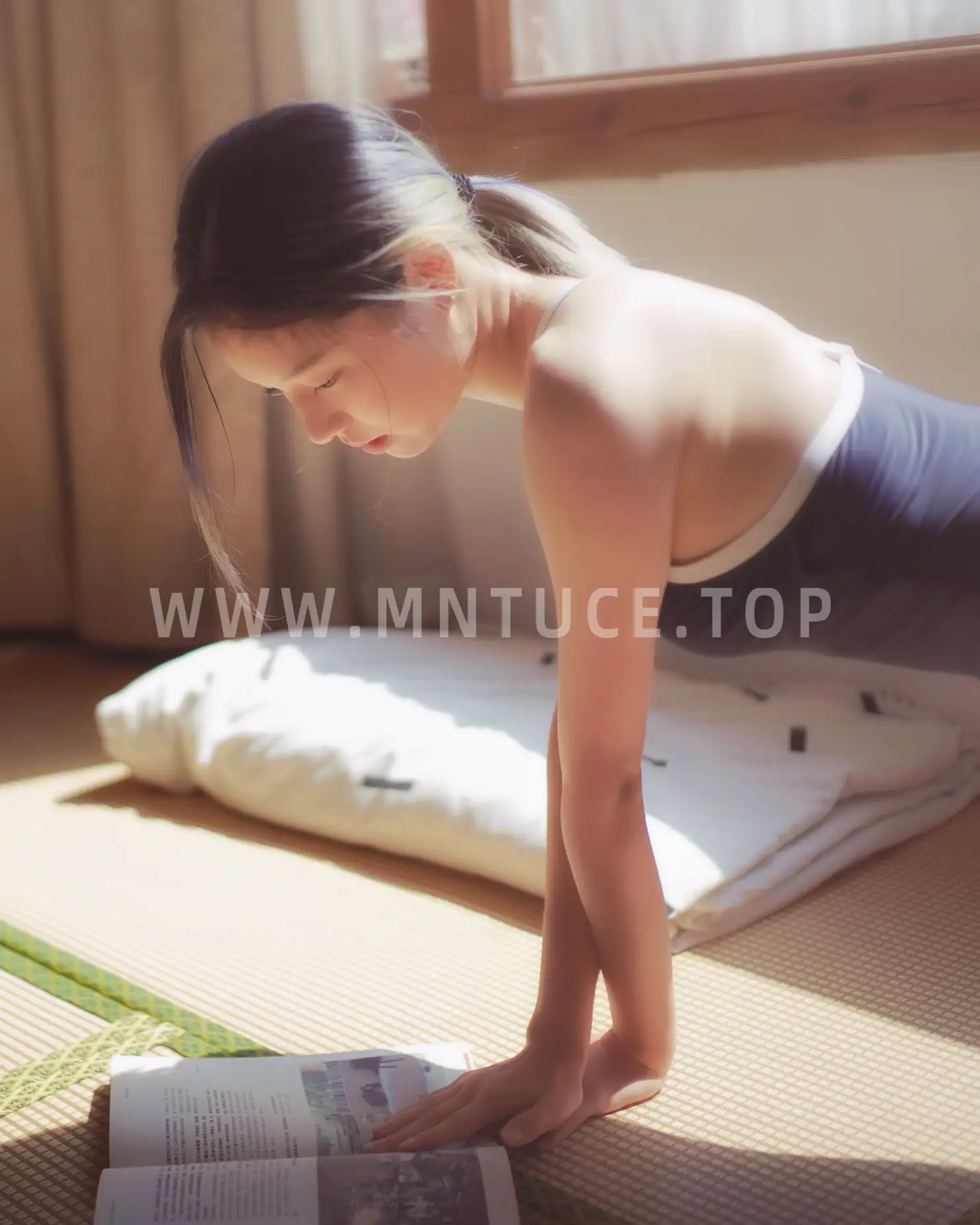 [YITUYU] 2022.09.02 Vol.1850 – Waiting for the flowers to bloom leaf#[34P]-8