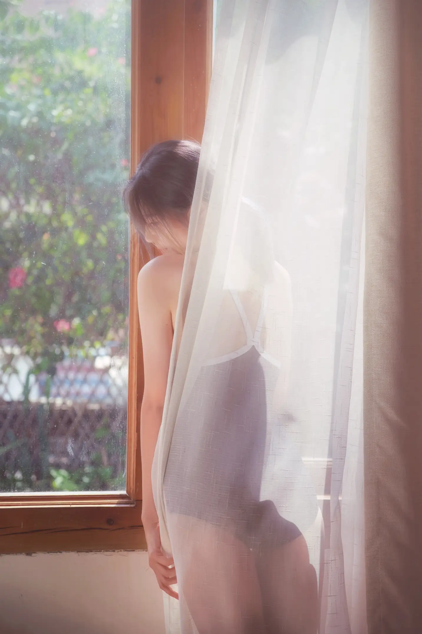 [YITUYU] 2022.09.02 Vol.1850 – Waiting for the flowers to bloom leaf#[34P]-1