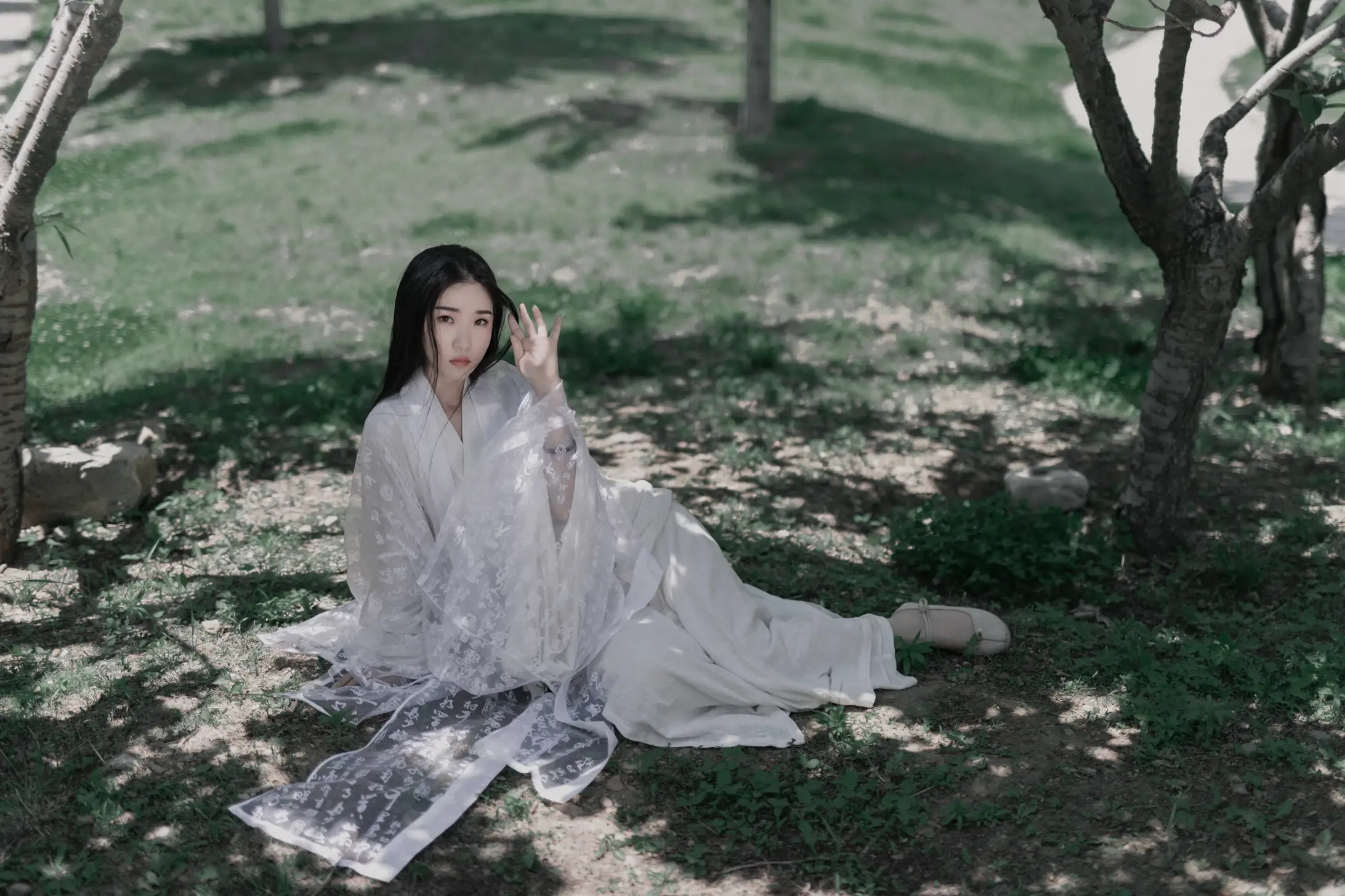 [YITUYU] 2022.07.17 Vol.1500 – White Clothes Looking back at each other, meow meow meow#[29P]-3