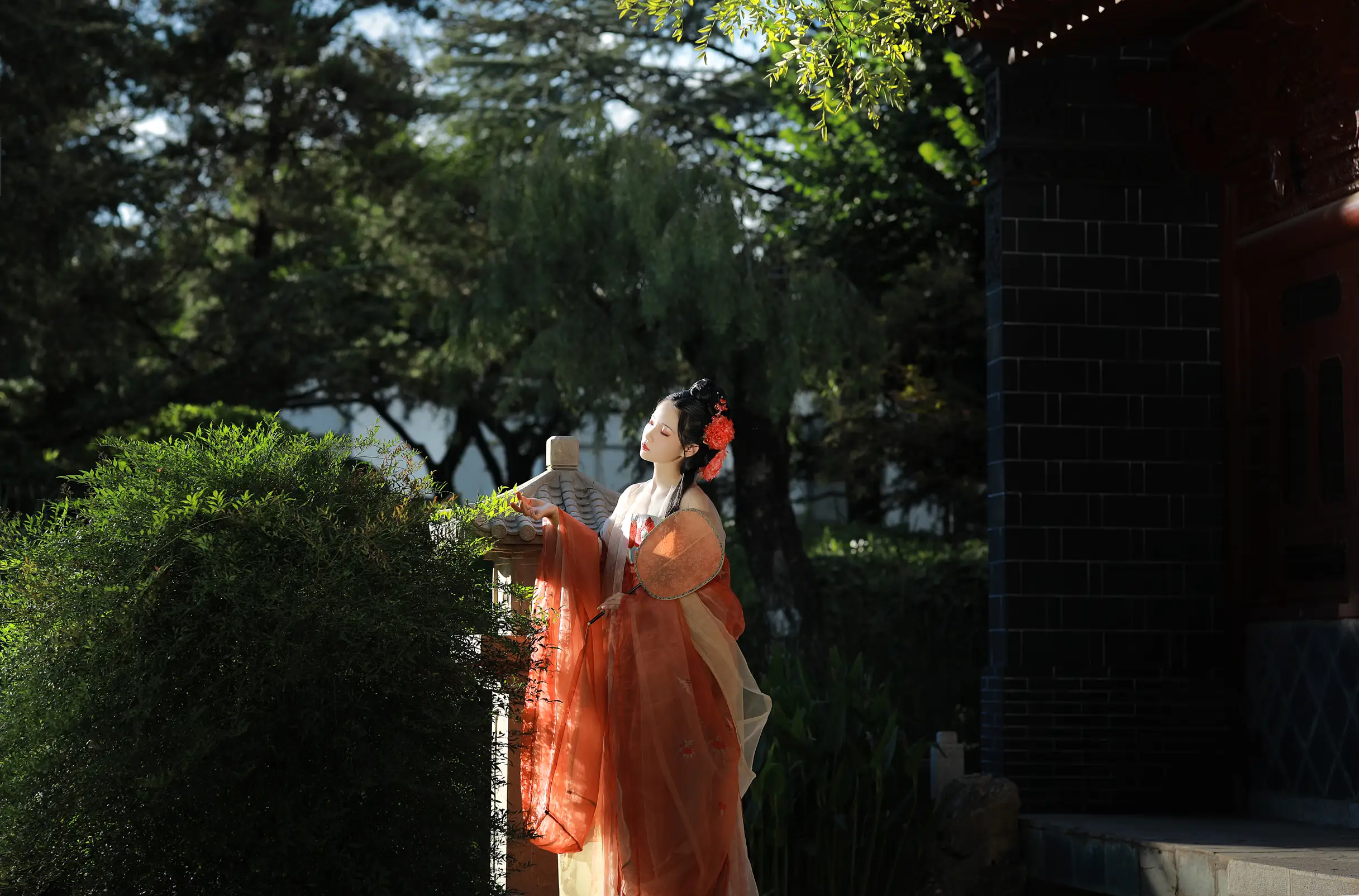 [YITUYU] 2022.09.06 Vol.1881 – Beauty is coming to Yinchenque The fallen flower man is independent#[34P]-7