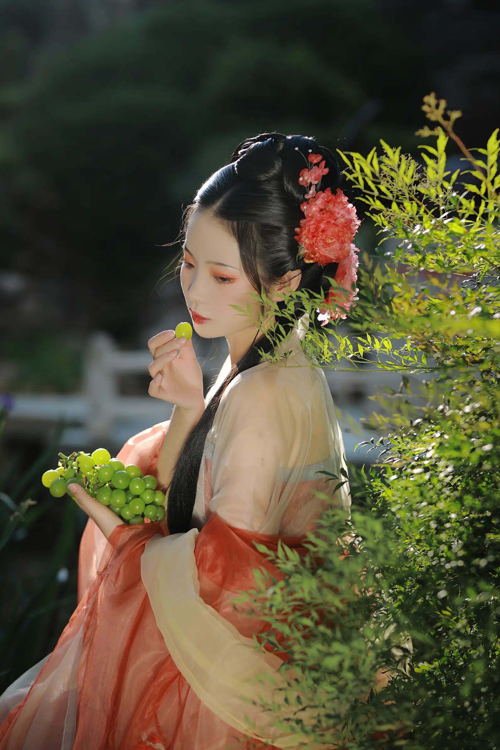 [YITUYU] 2022.09.06 Vol.1881 – Beauty is coming to Yinchenque The fallen flower man is independent#[34P]-1