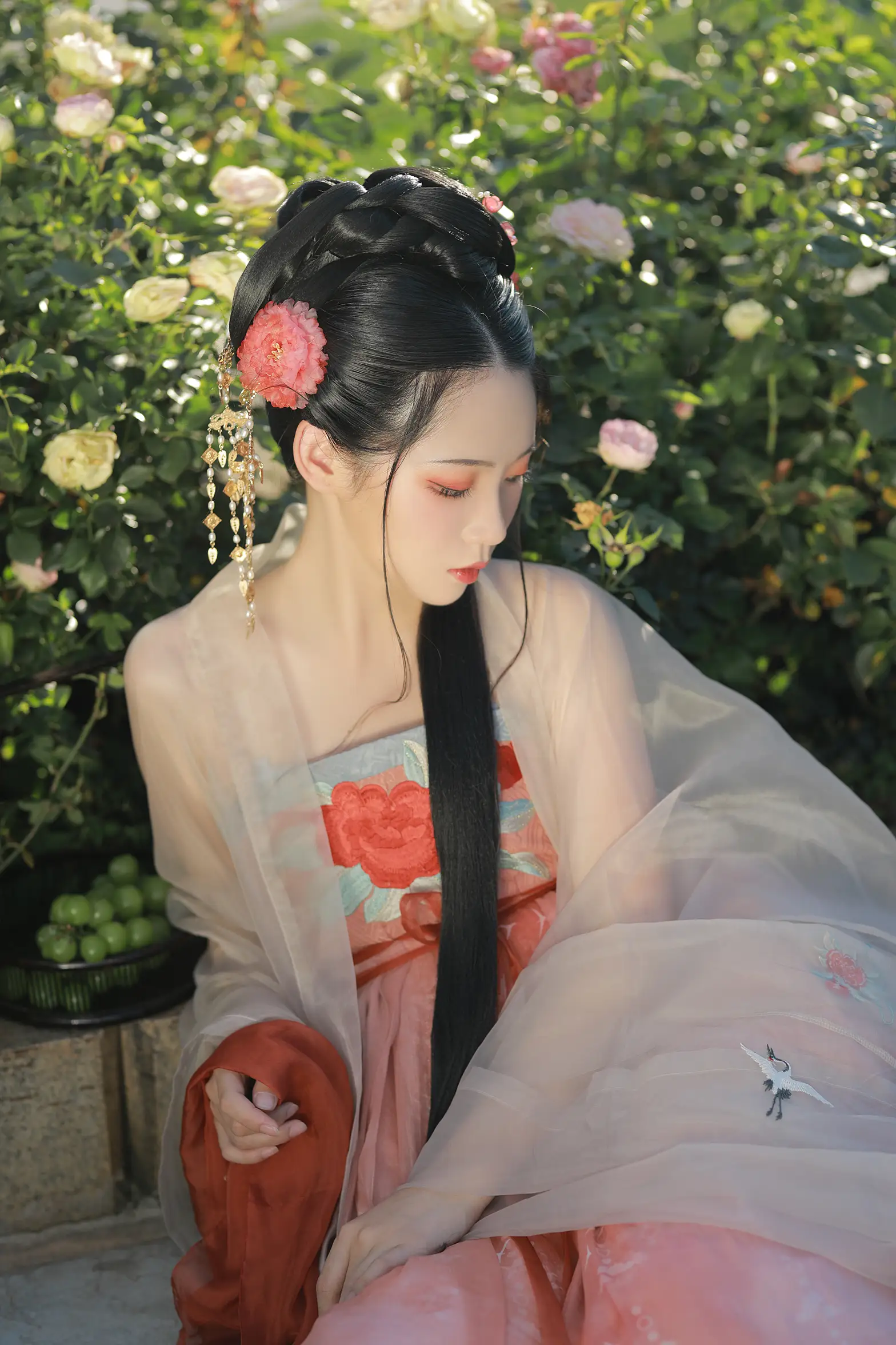 [YITUYU] 2022.09.06 Vol.1881 – Beauty is coming to Yinchenque The fallen flower man is independent#[34P]-8