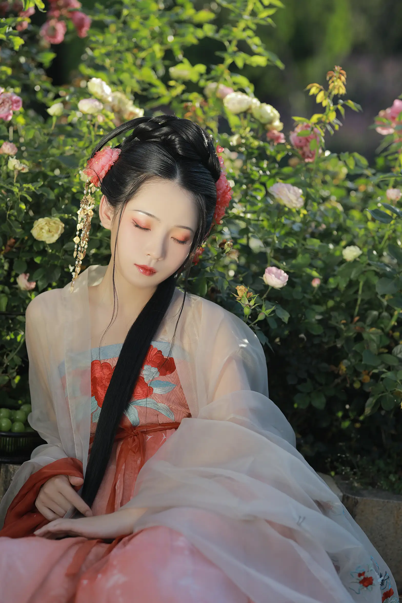 [YITUYU] 2022.09.06 Vol.1881 – Beauty is coming to Yinchenque The fallen flower man is independent#[34P]-9