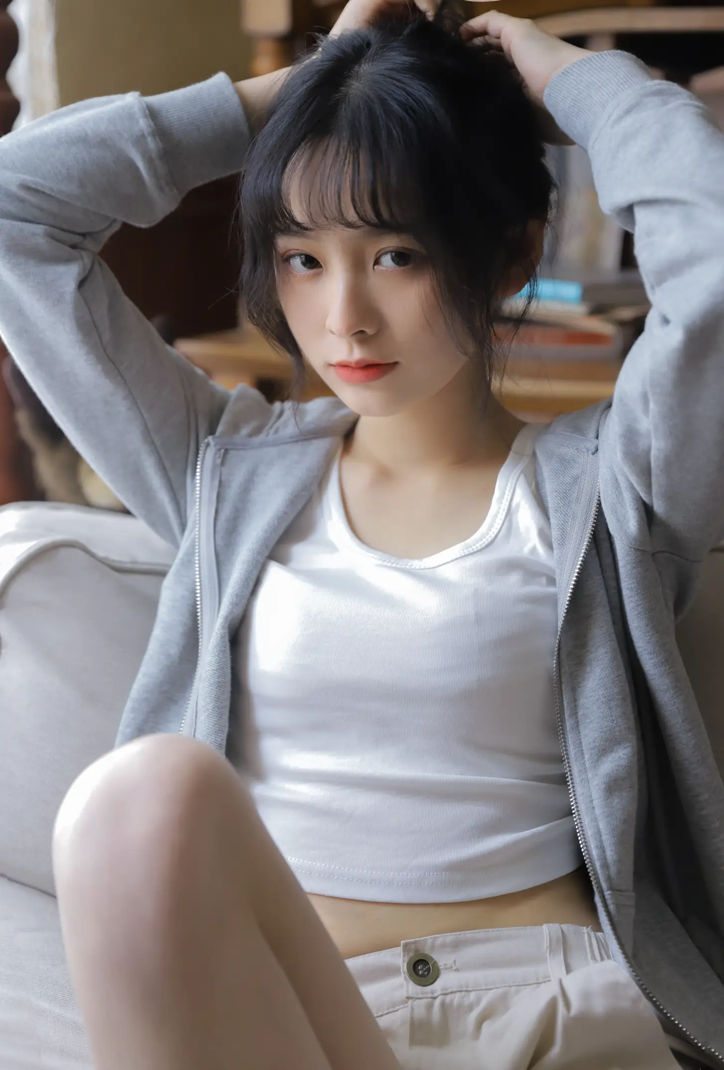 [YITUYU] 2022.08.01 Vol.1599 – Gray Track – Spring and summer_#[23P]-10
