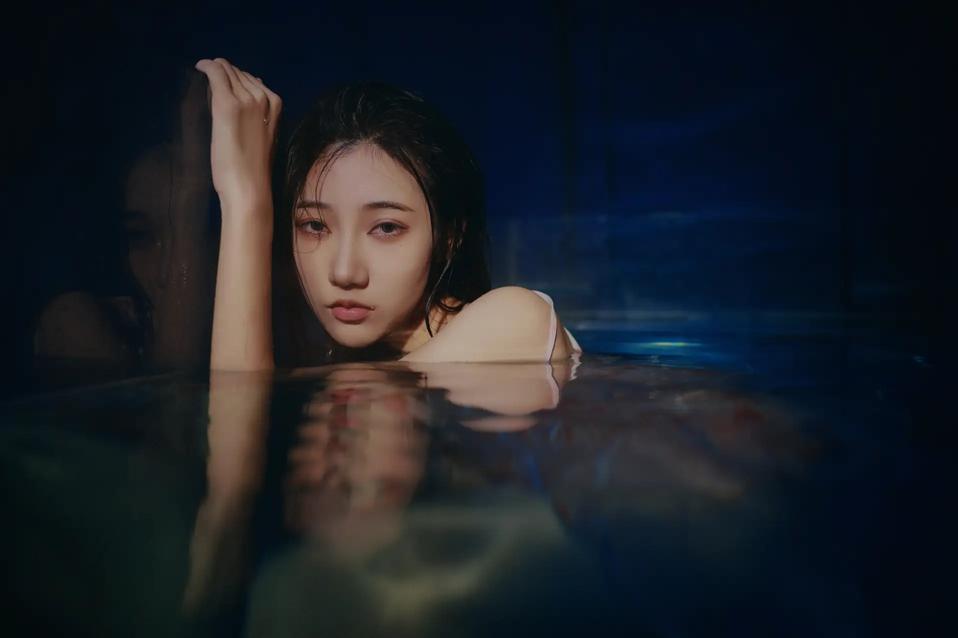 [YITUYU] 2022.08.27 Vol.1806 – Some people like blue Awan#[45P]-5