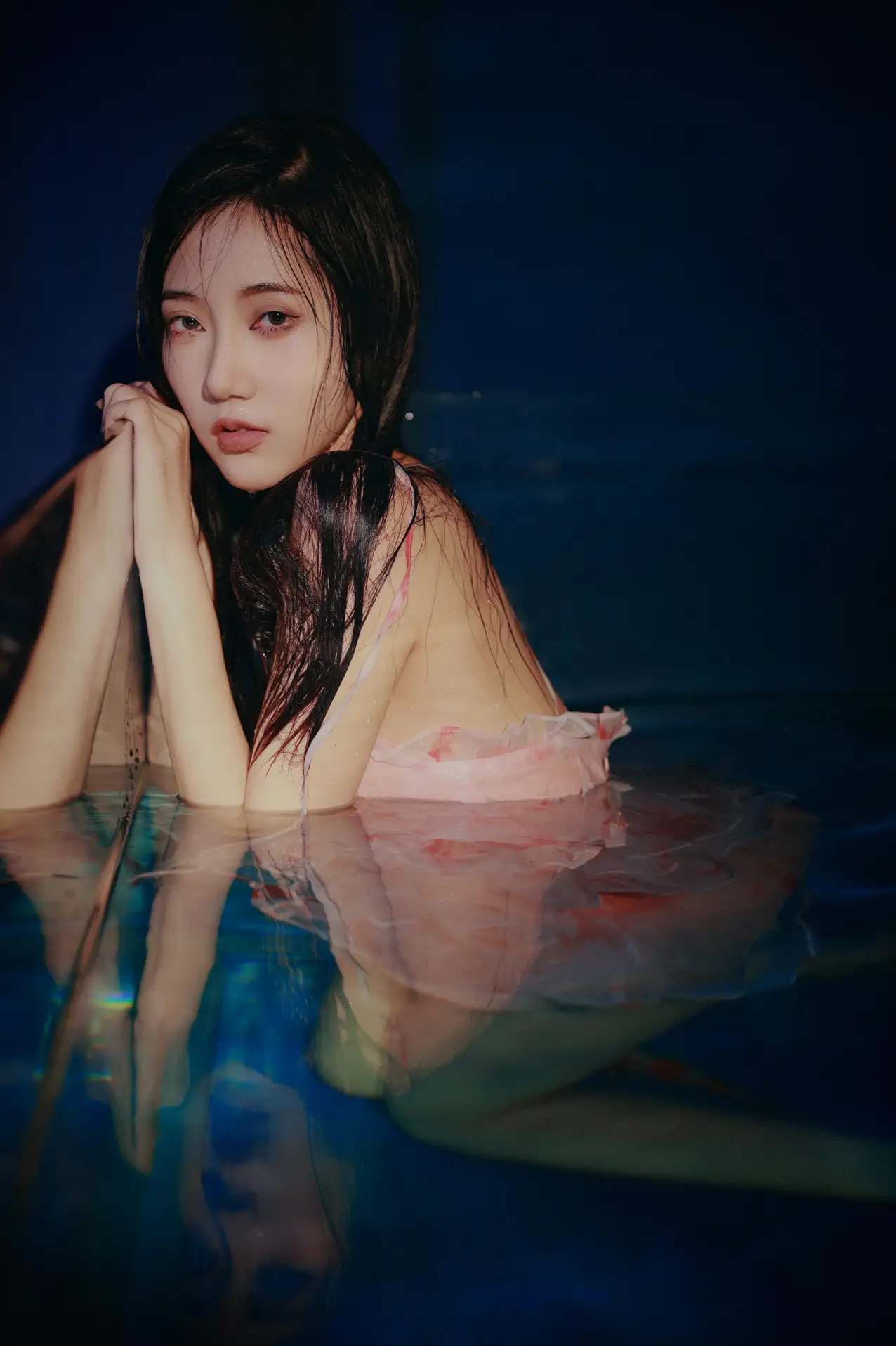 [YITUYU] 2022.08.27 Vol.1806 – Some people like blue Awan#[45P]-5