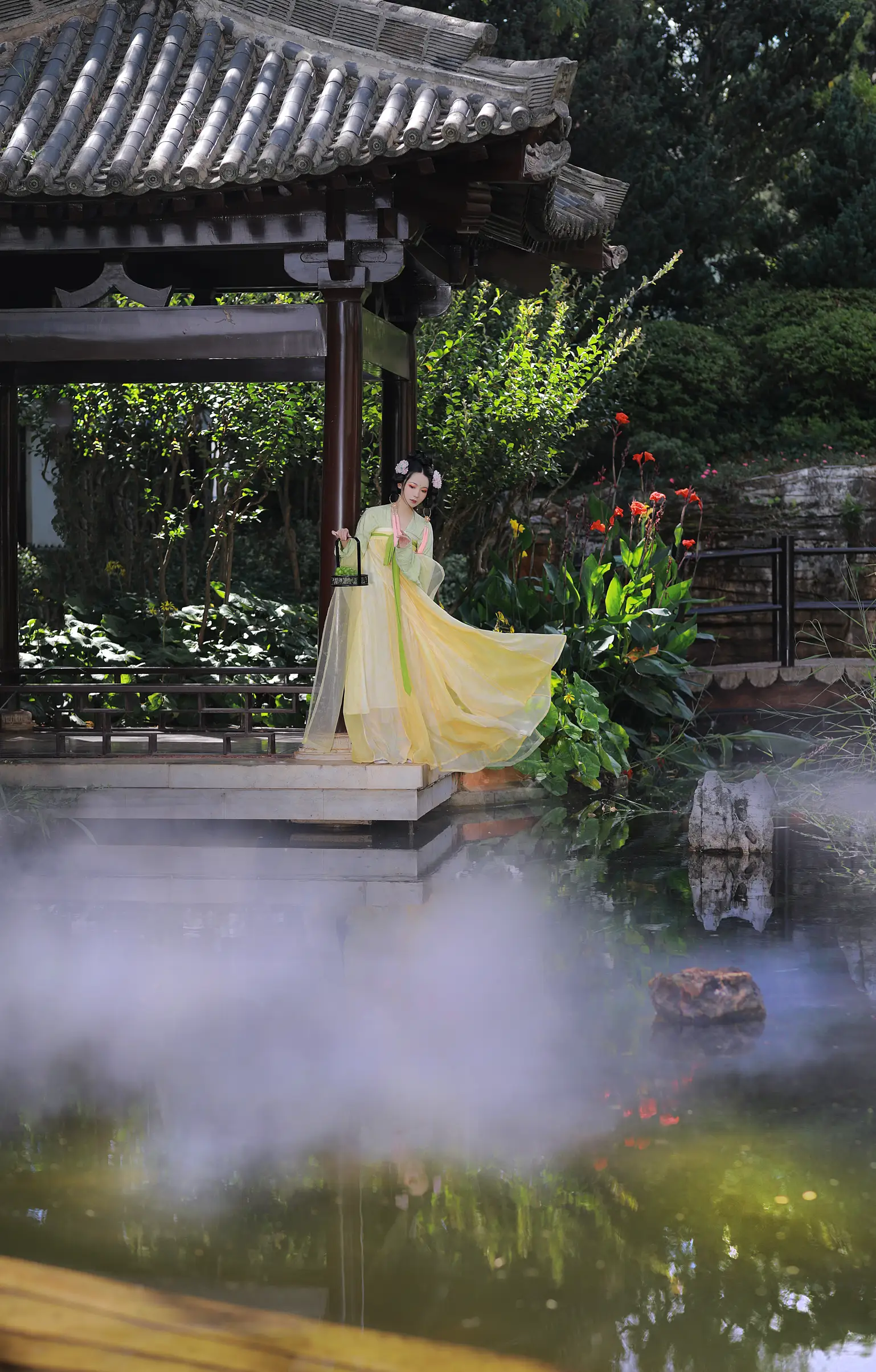 [YITUYU] 2022.09.08 Vol.1903 – If you have nothing else to worry about The fallen flower man is independent#[33P]-1