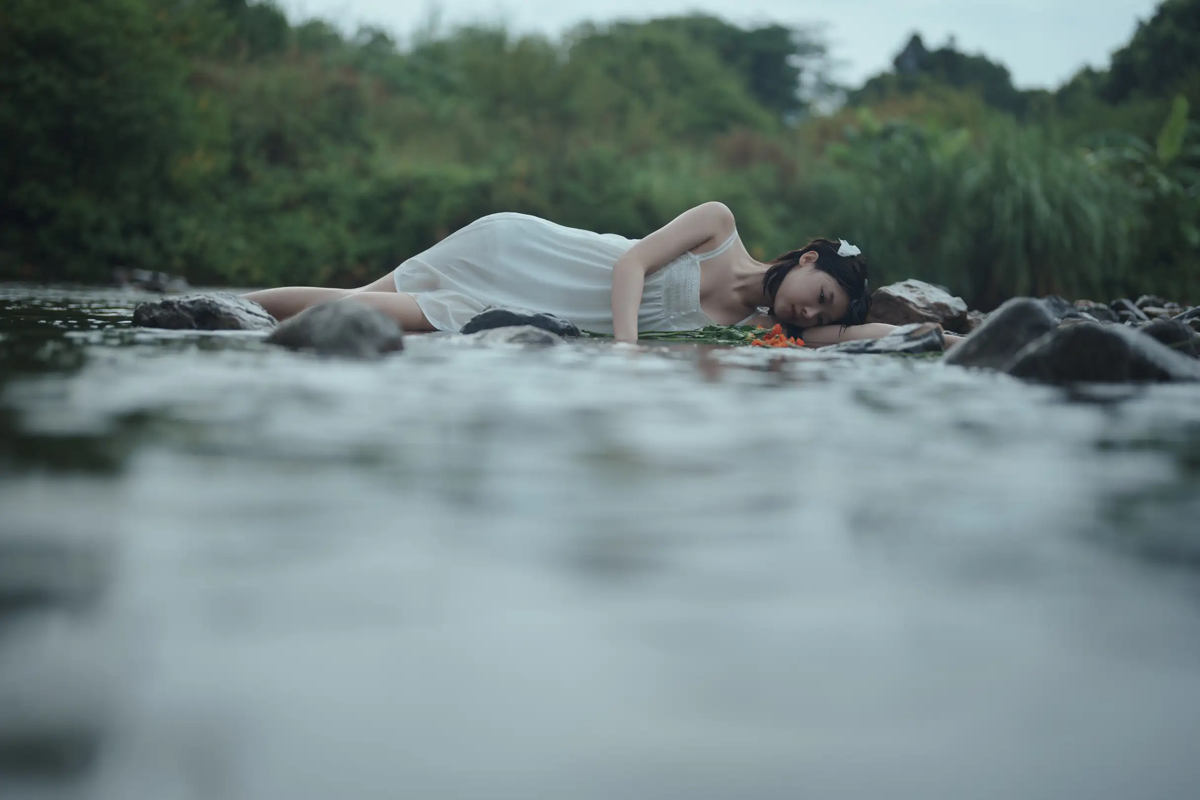 [YITUYU] 2022.09.12 Vol.1936 – Sweet and lusty, it’s hard not to love it. Mountain streams, refreshing all summer Qiqi#[57P]-2