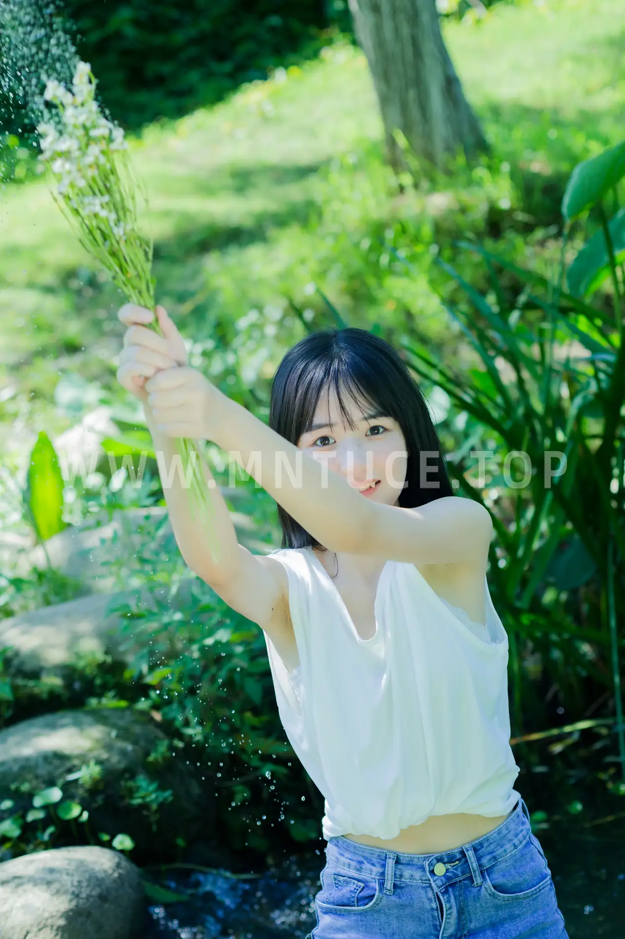 [YITUYU] 2022.08.14 Vol.1703 – Wet Xiaoyi sister cute#[32P]-8