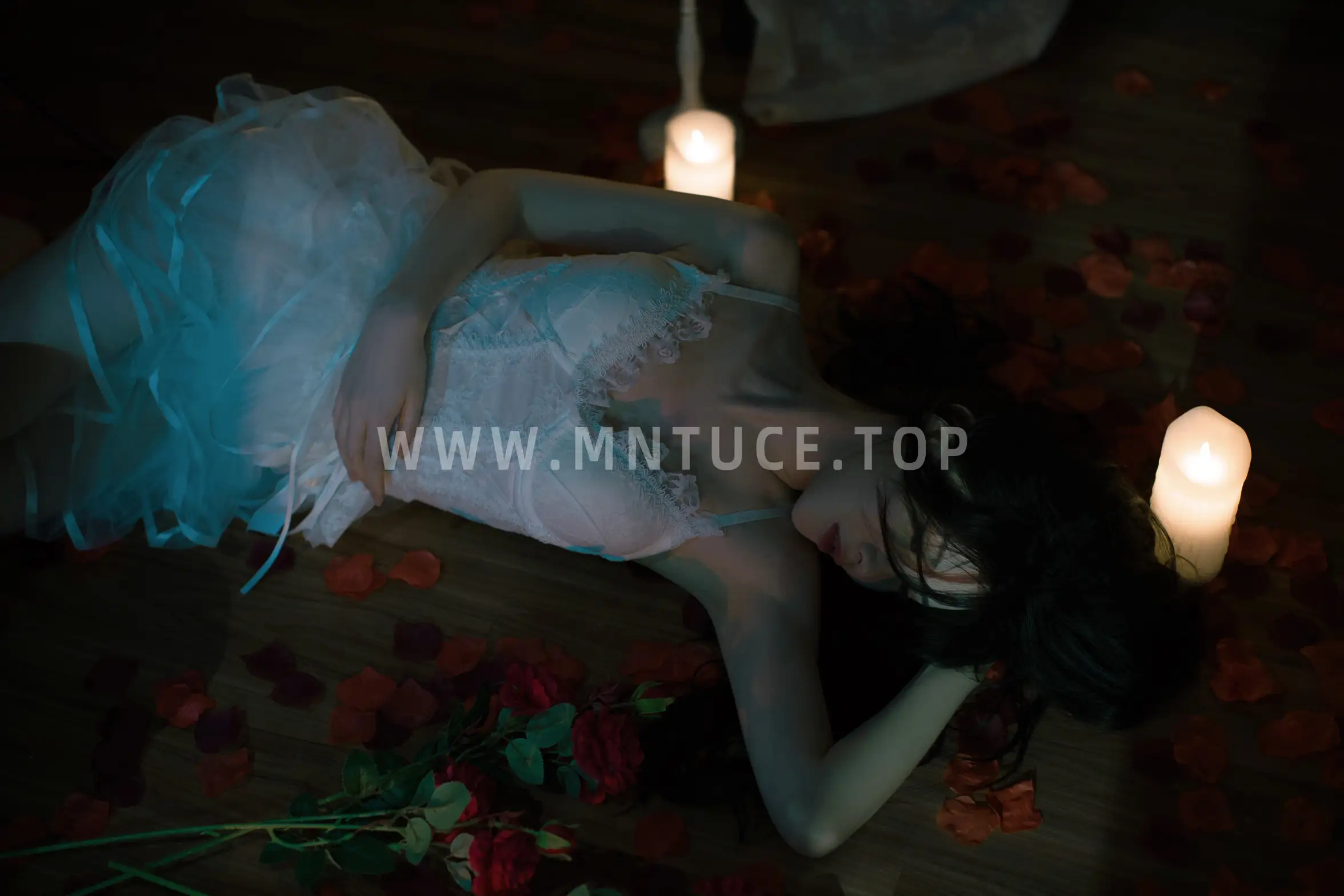 [YITUYU] 2022.11.18 Vol.2469 – Candlelight ice cream#[22P]-4