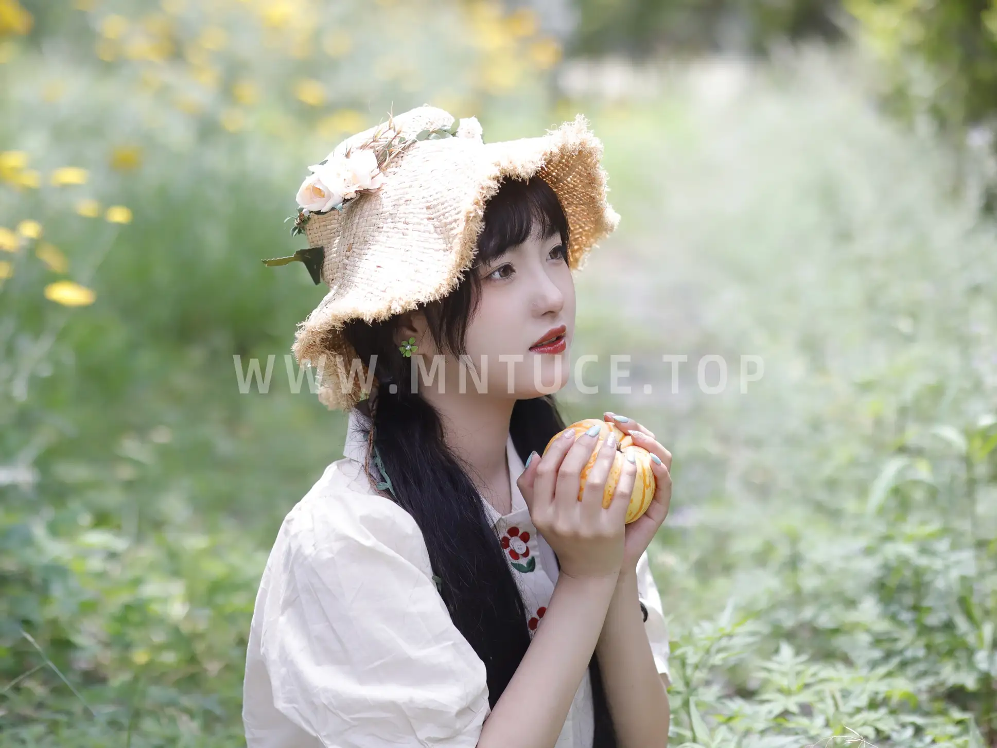 [YITUYU] 2022.11.11 Vol.2413 – Joy in the Breeze Fried Chicken and Ice Coke -Fried chicken and ice coke-#[29P]-8