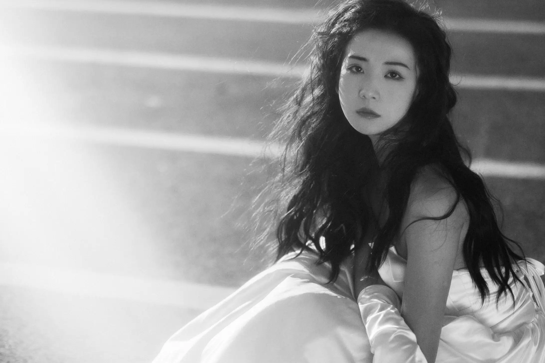 [YITUYU] 2022.11.20 Vol.2486 – Season of Regret Xia Xia Xia Tong#[34P]-1