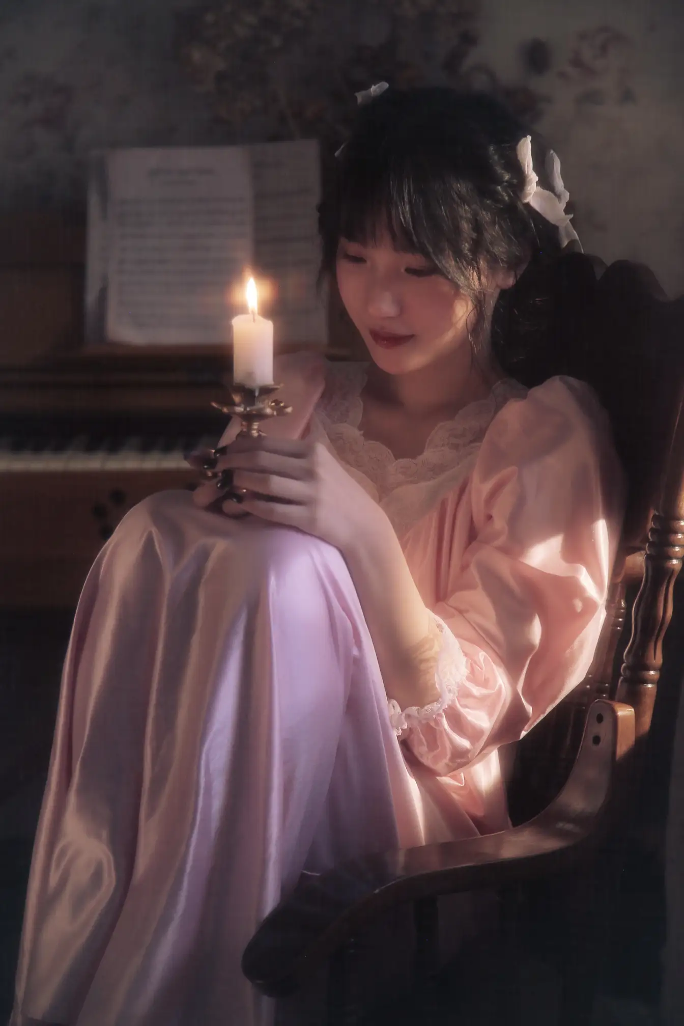 [YITUYU] 2022.11.17 Vol.2464 – Oil painting style girl echo#[22P]-9