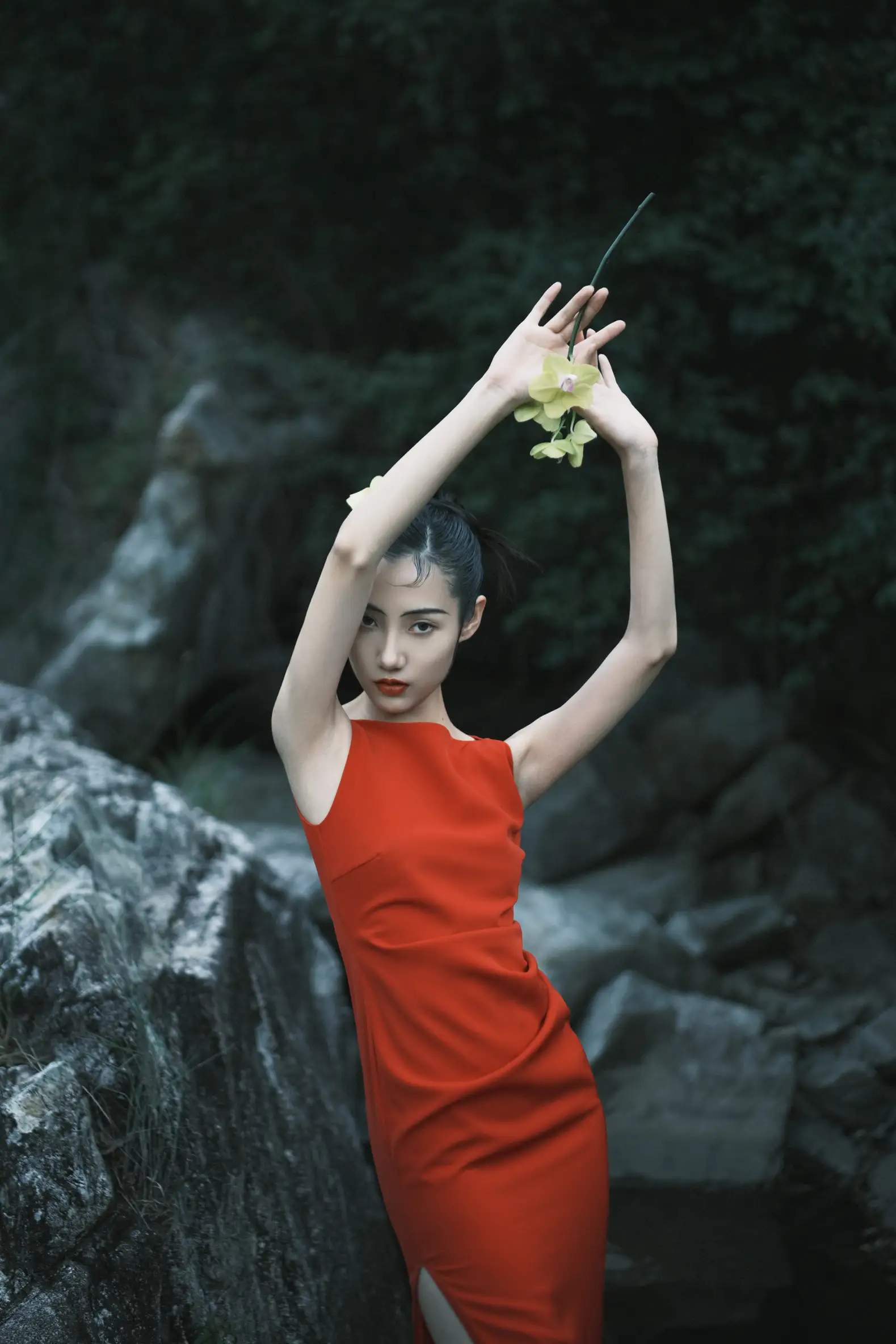[YITUYU] 2022.11.14 Vol.2434 – About Red Awan#[47P]-1