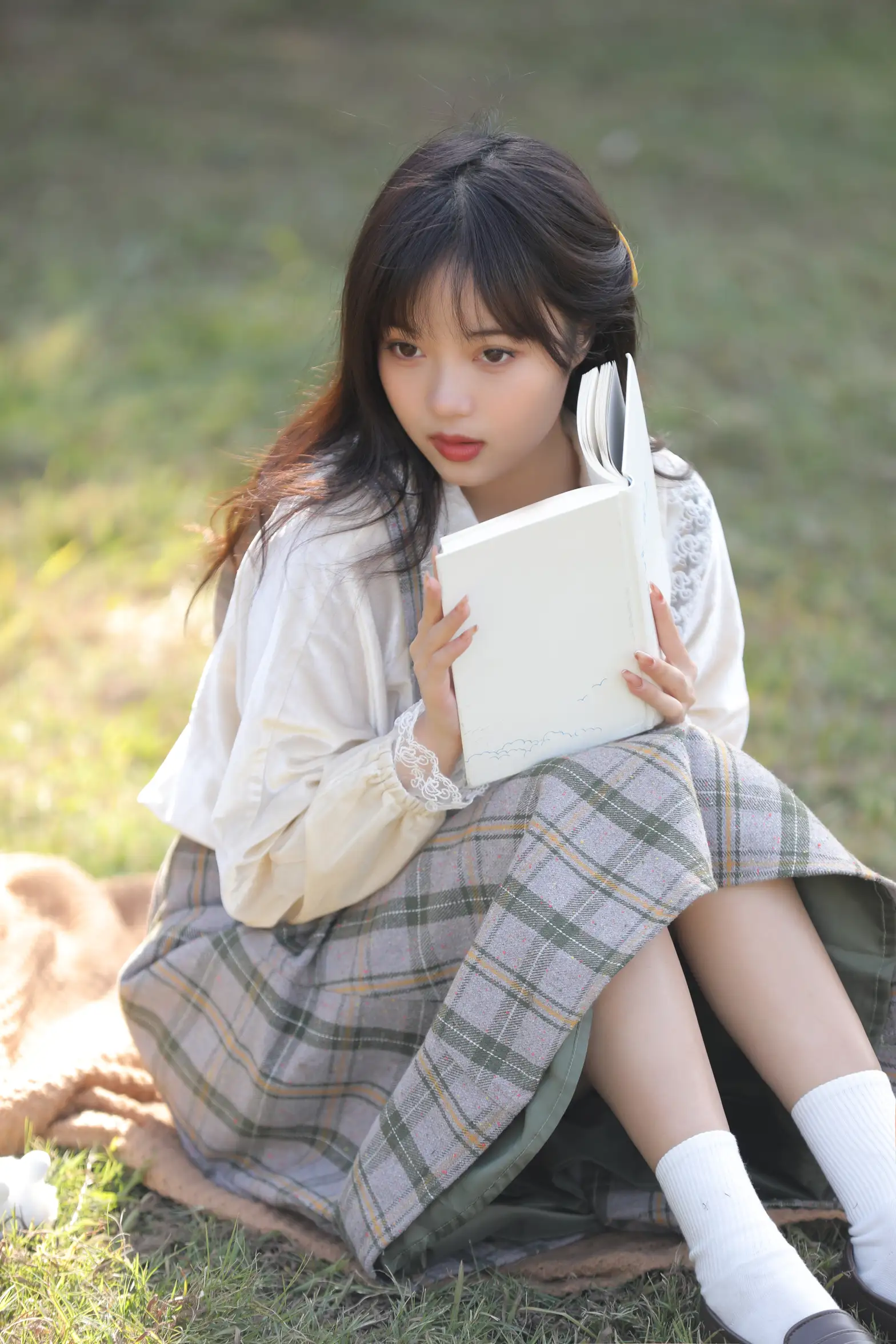 [YITUYU] 2022.11.17 Vol.2462 – Qiu Xin Xiaoweiren'er#[35P]-3