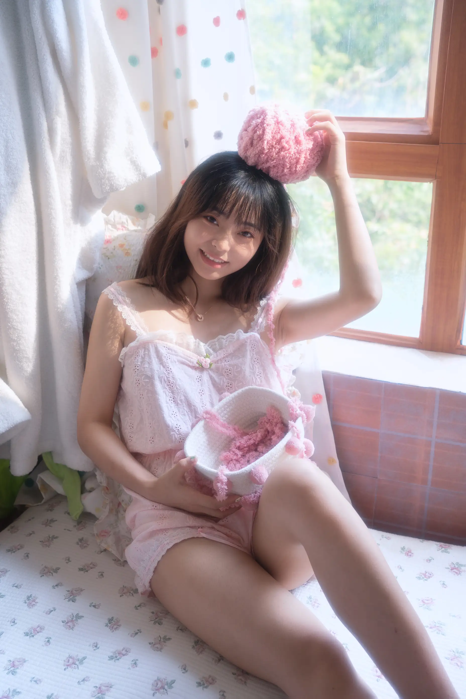 [YITUYU] 2022.11.14 Vol.2435 – The Flower of the End of the Season Sylvia595#[22P]-2