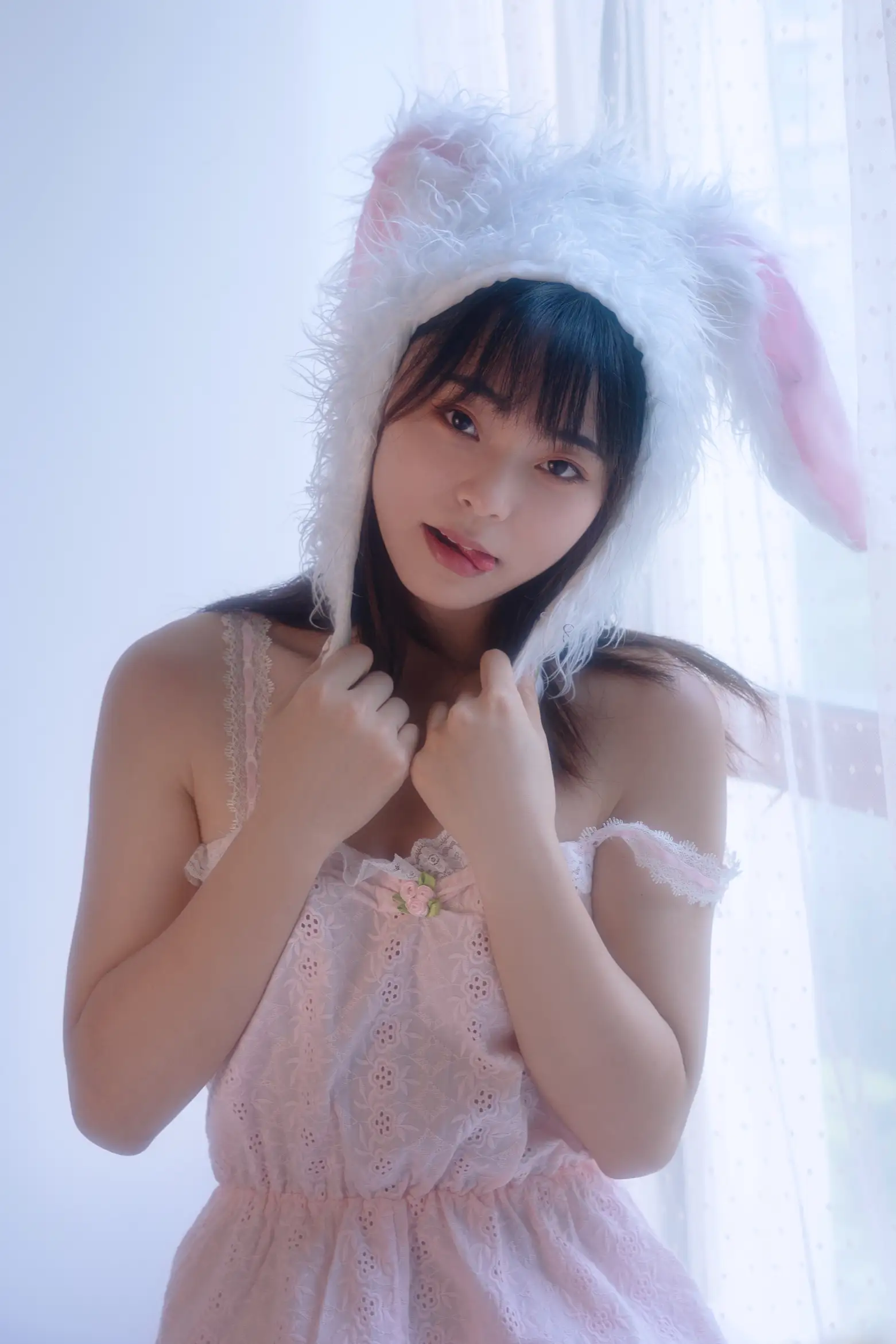 [YITUYU] 2022.11.14 Vol.2435 – The Flower of the End of the Season Sylvia595#[22P]-3
