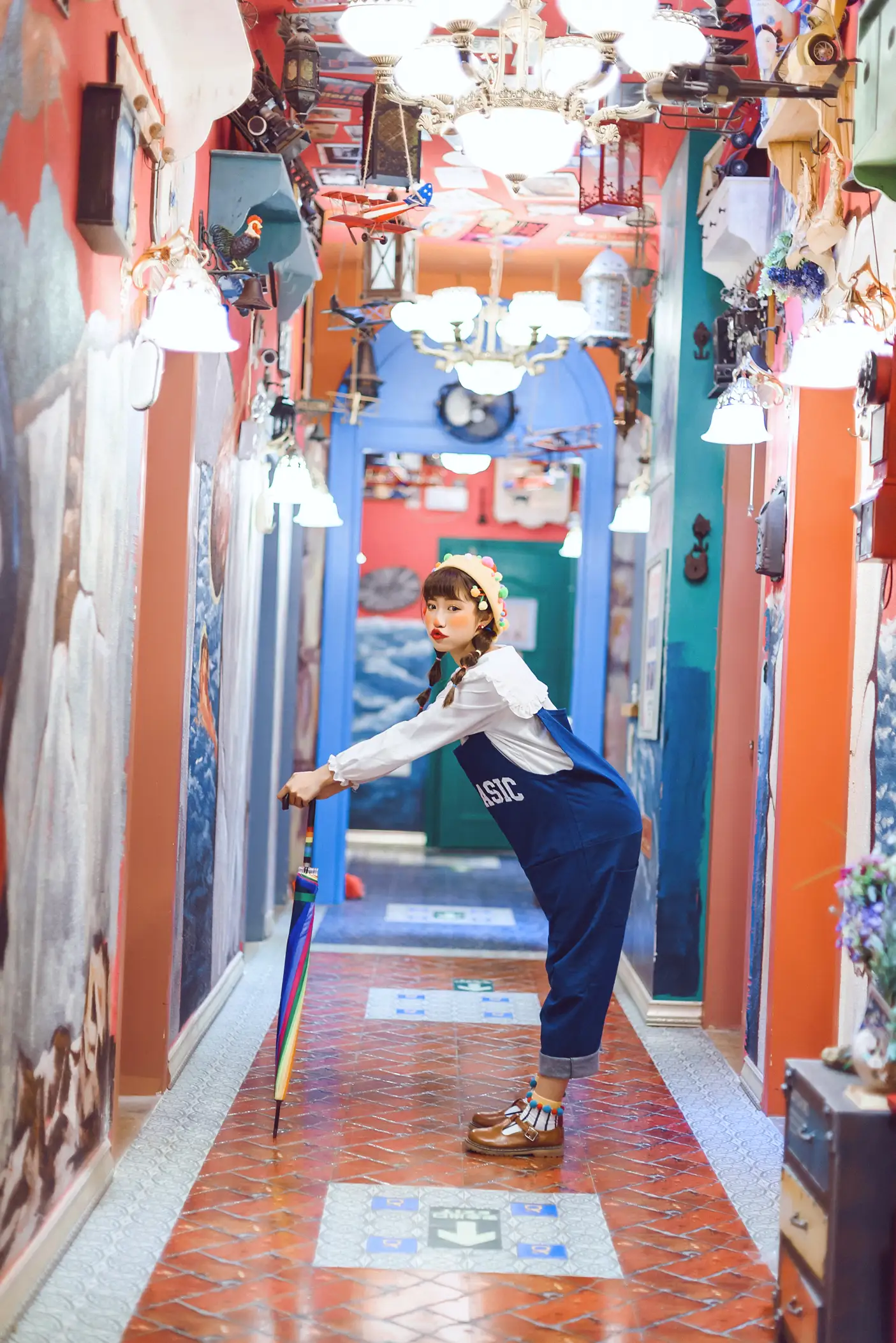 [YITUYU] 2022.11.23 Vol.2511 The colorful world of clowns#[25P]-5