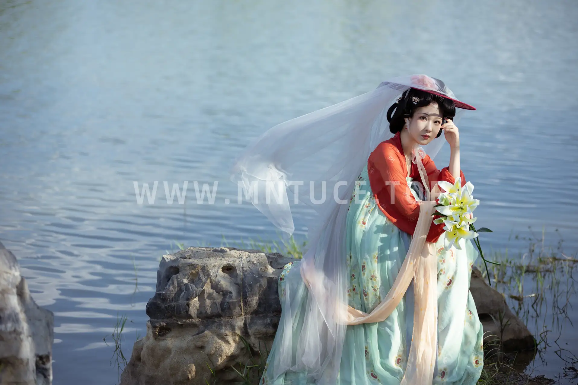 [YITUYU] 2022.11.25 Vol.2523 – Meeting a Beauty in Nanyuan Lili#[36P]-3