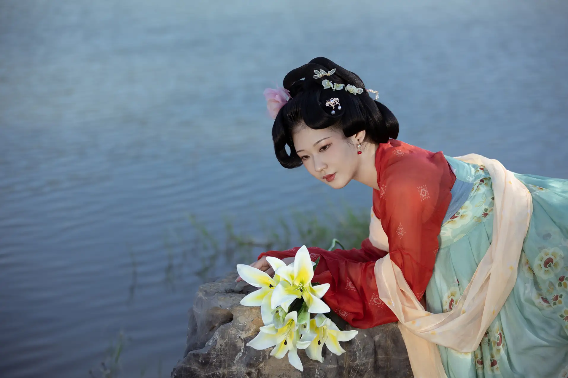 [YITUYU] 2022.11.25 Vol.2523 – Meeting a Beauty in Nanyuan Lili#[36P]-2
